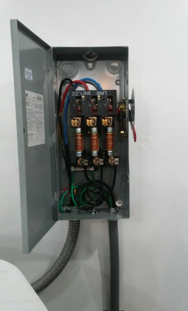Three-phase disconnect switch installed for Electrical Wiring & Rewiring in Frankford